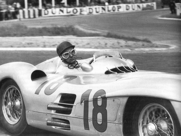 1954-Grand-Prix-juan-manuel-fangio-mercedes-benz-w196