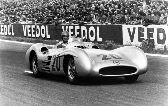 1954-Grand-Prix-karl-kling-mercedes-benz-w196-2