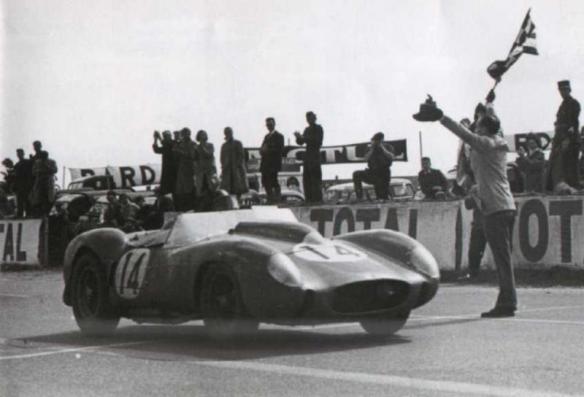 Mans-F250TR-0728TR-Gendebien-Hill-Arrivee