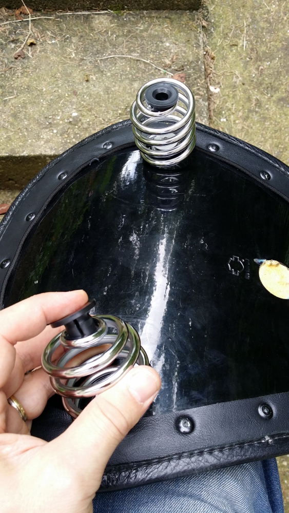 selle-ressort-harley-2