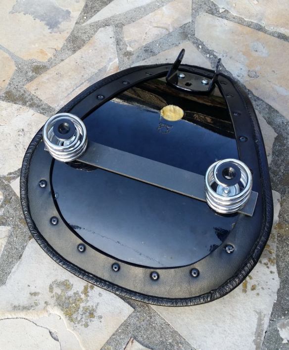 selle-ressort-harley-5