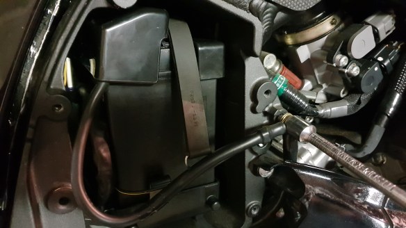 ZZR-1400-charger-batterie-7